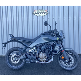 HUSQVARNA 125 SVARTPILEN 2024