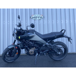 HUSQVARNA 125 SVARTPILEN 2024